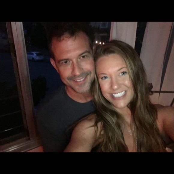 Meet your Posher, Meghan - Picture 1 of 2